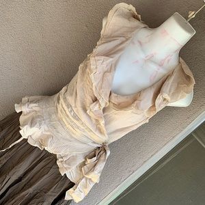 Ivory Bebe top with tie